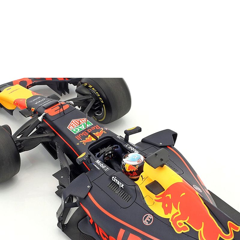 Miniatura Carro Red Bull Racing TAG Heuer RB13 2017 3 1 18